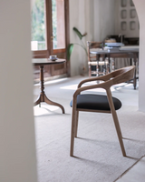 Silla de comedor de madera con respaldo arqueado | Ergonómica | Natural y nogal