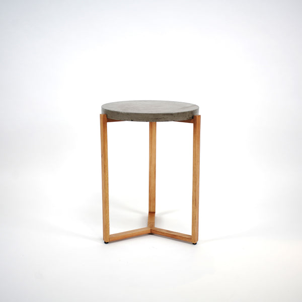GREEK SIDE TABLE Concrete & Oak Accent Table | Side Table 37x37x50 cm