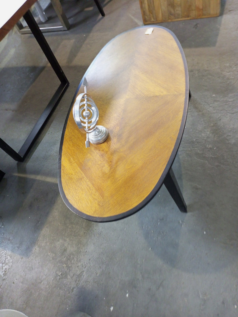 Oval Shape Coffee Table | 121x61x40cm
